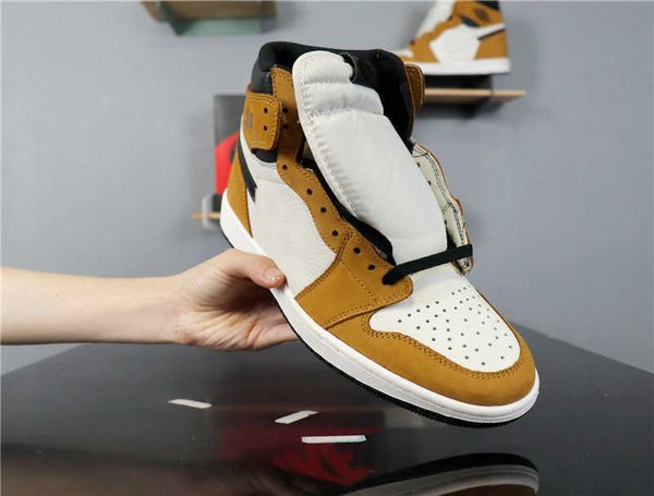 shoes jumpman 1 retro high of the year golden harvest black sneakers womens trainers hightop, White;red
shoes jumpman 1 retro high of the year golden harvest black sneakers womens trainers hightop, White;red