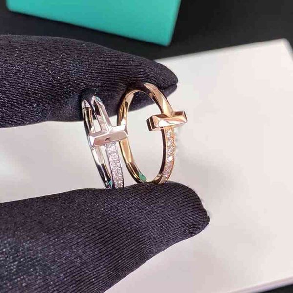 925 silver set diamond star t1 ring women's luxury high sense niche design ins lovers and girlfriends cross12
925 silver set diamond star t1 ring women's luxury high sense niche design ins lovers and girlfriends cross12