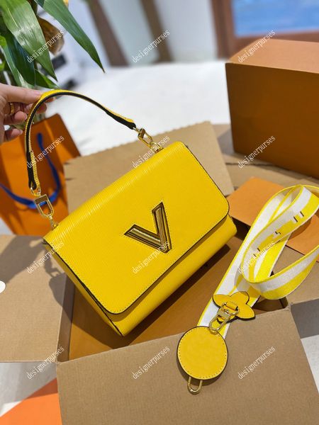 tz 22ss women twist lock square bag designer bags wide strap luxury water ripple handbags fashion epi leather metal v locks flap pochette cr
tz 22ss women twist lock square bag designer bags wide strap luxury water ripple handbags fashion epi leather metal v locks flap pochette cr