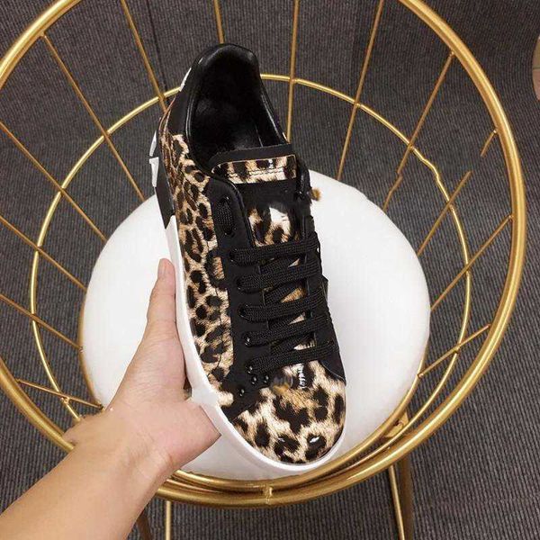2021the new fashion women shoes men's leather lace up platform oversized sole sneakers white black casual hcklj0002
2021the new fashion women shoes men's leather lace up platform oversized sole sneakers white black casual hcklj0002