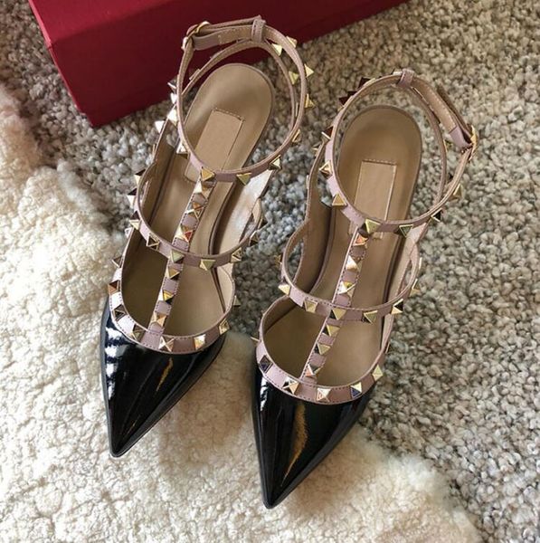 classics rivets high heels sandals designer v pointed shoes with box 6cm 8cm 10cm thin heels patent leathers women's sandal 35-44, Black
classics rivets high heels sandals designer v pointed shoes with box 6cm 8cm 10cm thin heels patent leathers women's sandal 35-44, Black