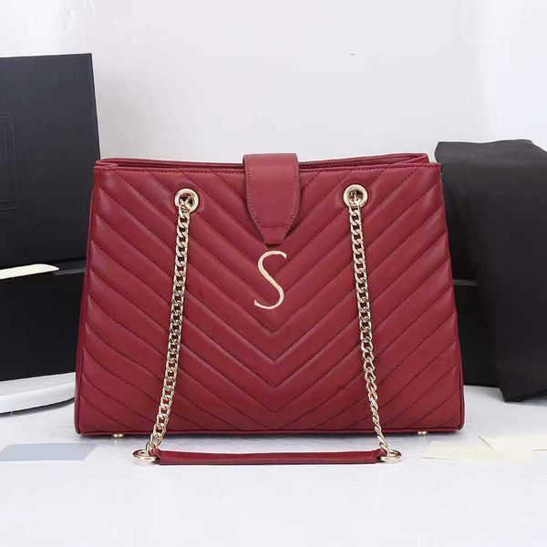 2022 evining bag crossbody shoulder bags designer designers women duffle tote clutch classic genuine leather clutch gold chain purse
2022 evining bag crossbody shoulder bags designer designers women duffle tote clutch classic genuine leather clutch gold chain purse