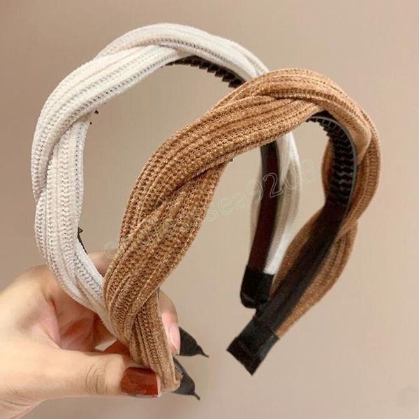 fashion women headband warm knitted flannelette hairband winter handmade braided turban hair accessories, Silver
fashion women headband warm knitted flannelette hairband winter handmade braided turban hair accessories, Silver