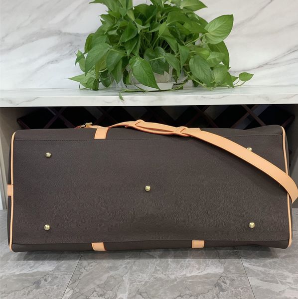 2023 luxury fashion men women high-quality travel duffle bags brand designer luggage handbags with lock large capacity sport bag size54cm ne
2023 luxury fashion men women high-quality travel duffle bags brand designer luggage handbags with lock large capacity sport bag size54cm ne
