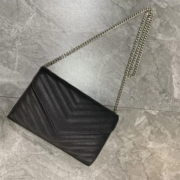 2022 wallets ashion women crossbody bag messenger lady cross body bags handbag female tote satchel purse black gold silver, Red;black
2022 wallets ashion women crossbody bag messenger lady cross body bags handbag female tote satchel purse black gold silver, Red;black