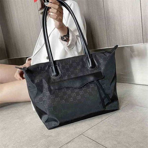 handbag big women's bag new fashion large capacity versatile sling single shoulder tote shopping bag fashion
handbag big women's bag new fashion large capacity versatile sling single shoulder tote shopping bag fashion