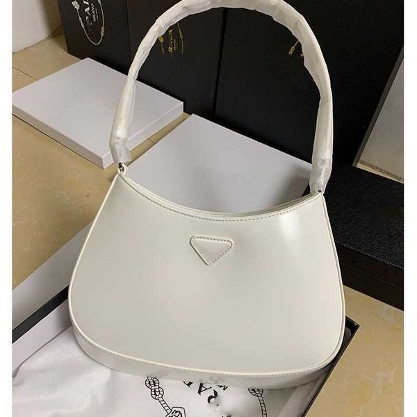 women's luxury brand handbags fashion portable underarm bag 2023 multi-functional delicate bright leather shoulder bags factory direct
women's luxury brand handbags fashion portable underarm bag 2023 multi-functional delicate bright leather shoulder bags factory direct