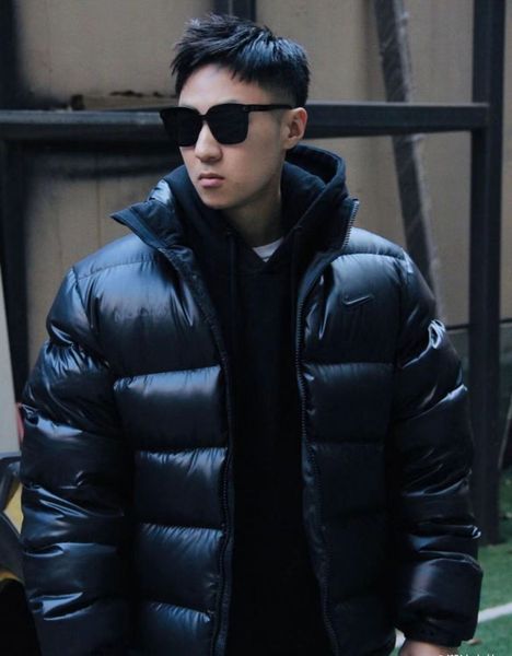 winter black down jacket mens nocta designer down coat big on the back thick bread fashion jackets men women luxurys warm parka coats m2lr
winter black down jacket mens nocta designer down coat big on the back thick bread fashion jackets men women luxurys warm parka coats m2lr