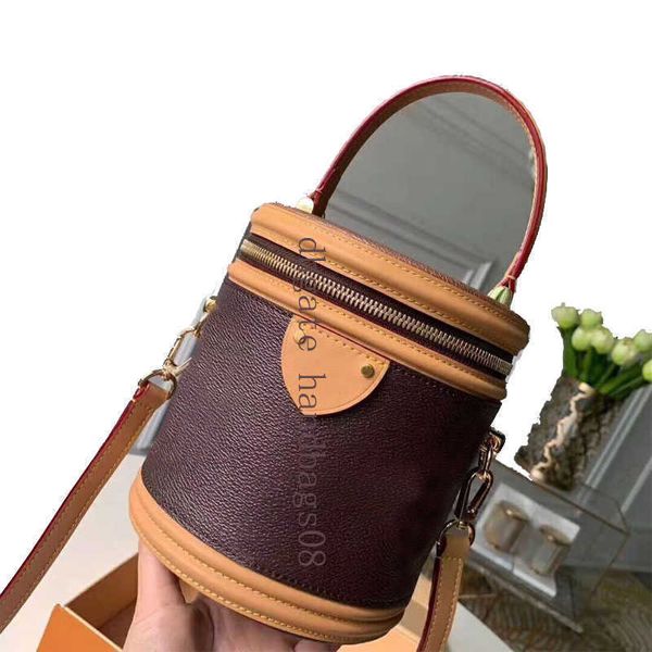 designer luxury women the tote bag fashion versatile handbags shoulder crossbody bags purse tories totes large capacity saddle wallets 7a ei
designer luxury women the tote bag fashion versatile handbags shoulder crossbody bags purse tories totes large capacity saddle wallets 7a ei