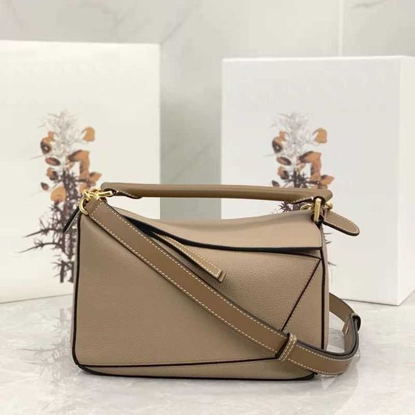 designer luxury women bag lowe handbags totes womens crossbody loulous puzzle handbag loweitys 5a quality cubi shoulder fashion capacity ver
designer luxury women bag lowe handbags totes womens crossbody loulous puzzle handbag loweitys 5a quality cubi shoulder fashion capacity ver