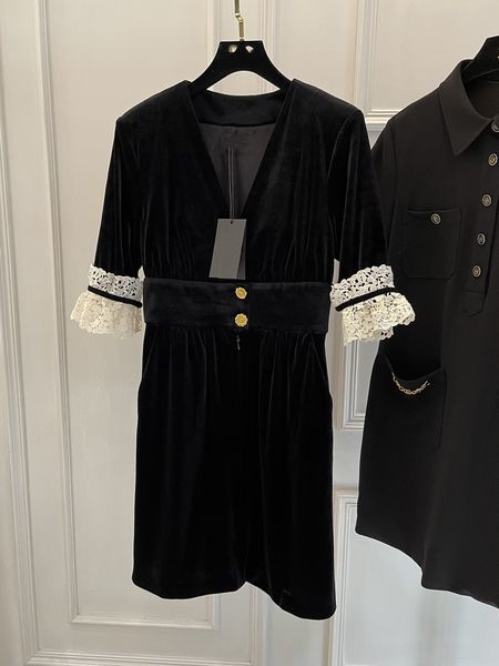 casual dresses 2022 luxury designer design gold velvet metal button lace trumpet sleeve dress, Black;gray
casual dresses 2022 luxury designer design gold velvet metal button lace trumpet sleeve dress, Black;gray
