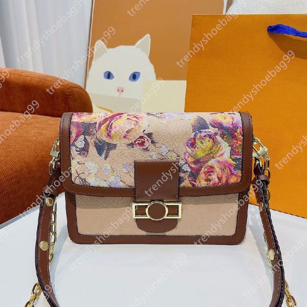 women messenger bags printing designer handbags classic flap purse removable shoulder belt chain clutch bag
women messenger bags printing designer handbags classic flap purse removable shoulder belt chain clutch bag