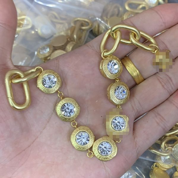 banshee medusa golden chain bracelets crystal pendant 18k gold plated brass luxury woman designer bangles classic style link premium festive, Black
banshee medusa golden chain bracelets crystal pendant 18k gold plated brass luxury woman designer bangles classic style link premium festive, Black