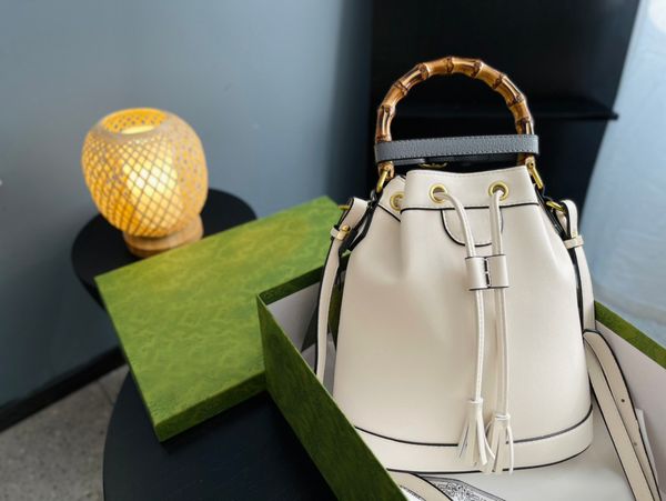 bamboo 1947 drawstring bucket bag diana luxury designer crossbody shoulder bags handbag women's leather handbags wallets removable shou
bamboo 1947 drawstring bucket bag diana luxury designer crossbody shoulder bags handbag women's leather handbags wallets removable shou