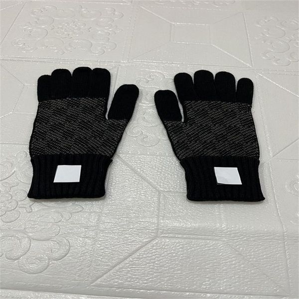 classic 2022 gloves sets scarves sets women mens knitted scarf and hat set winter warm hats beanie for men with, Blue;gray
classic 2022 gloves sets scarves sets women mens knitted scarf and hat set winter warm hats beanie for men with, Blue;gray