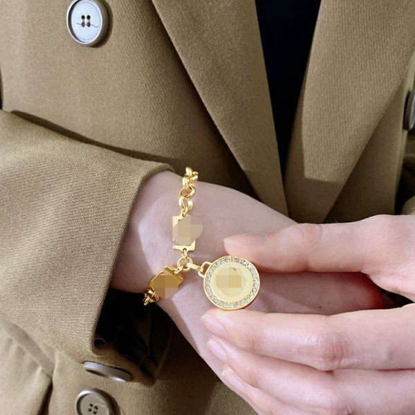 banshee medusa coin pendant chain bracelets 18k gold plated brass brand woman bangles classic style link premium festive party gifts mb5 --0, Black
banshee medusa coin pendant chain bracelets 18k gold plated brass brand woman bangles classic style link premium festive party gifts mb5 --0, Black