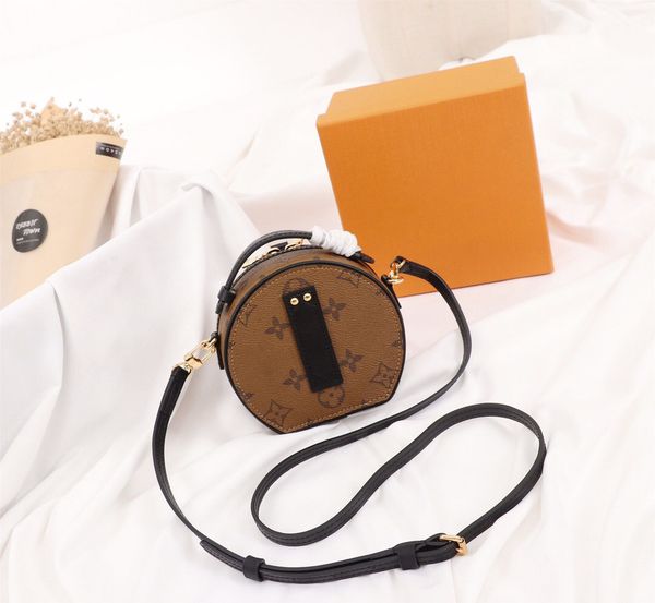 new designer handbags luxury bags mini round cake bag delicate fashion classic versatile women's cross body shoulder bag
new designer handbags luxury bags mini round cake bag delicate fashion classic versatile women's cross body shoulder bag
