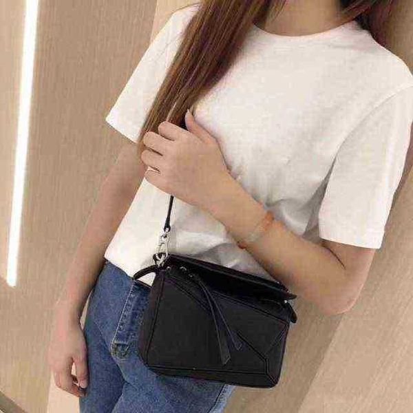 designer luxury women bag lowe handbags totes womens crossbody loulous puzzle handbag loweitys 5a quality cubi shoulder fashion capacity ver
designer luxury women bag lowe handbags totes womens crossbody loulous puzzle handbag loweitys 5a quality cubi shoulder fashion capacity ver