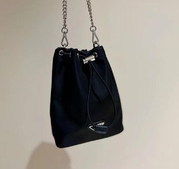 designer bucket bag nylon drawstring chain shoulder bags metal circle handbag womens leisure wallet mini solid color handbags messenger bag, Red;black
designer bucket bag nylon drawstring chain shoulder bags metal circle handbag womens leisure wallet mini solid color handbags messenger bag, Red;black
