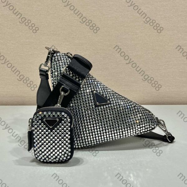 10a tier quality luxuries designers 26cm triangle bag womens zipper flash diamond handbag 2 pieces black coin purse crossbody white
10a tier quality luxuries designers 26cm triangle bag womens zipper flash diamond handbag 2 pieces black coin purse crossbody white