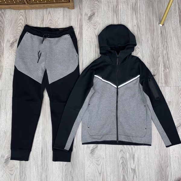 hoodie designer tracksuit men's tracksuits 2 piece outfit black track suits zip up hoodie 100% cotton tech sweatsuits long sleeve 12 st
hoodie designer tracksuit men's tracksuits 2 piece outfit black track suits zip up hoodie 100% cotton tech sweatsuits long sleeve 12 st