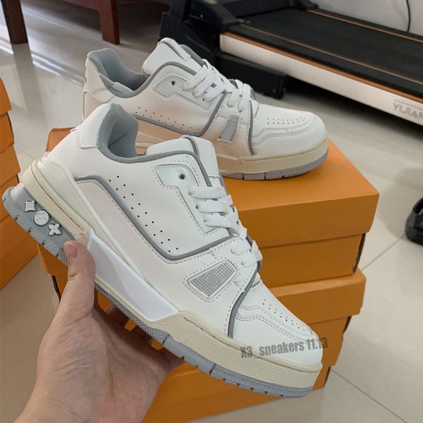 2022 new printing sneakers men casual shoes grey orange red training shoe trainer wild low-skate platform classic luxury 39-44 x55, Black
2022 new printing sneakers men casual shoes grey orange red training shoe trainer wild low-skate platform classic luxury 39-44 x55, Black