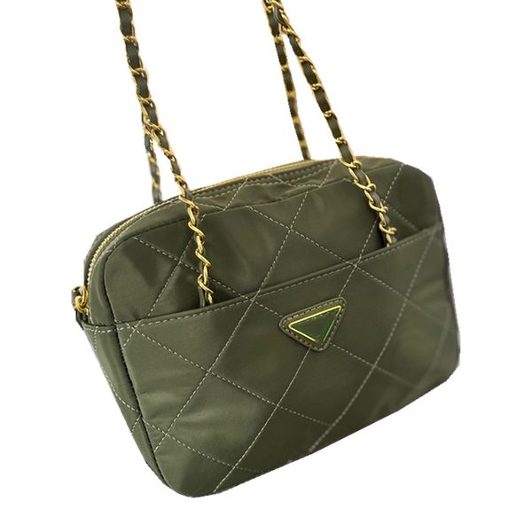 shoulder bag designer high-quality double chain parachute fabric bag distribution box
shoulder bag designer high-quality double chain parachute fabric bag distribution box