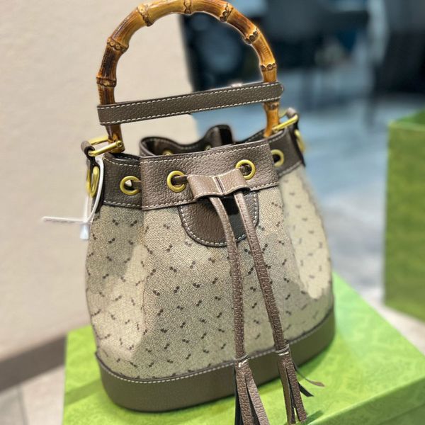 bamboo bucket bag woman mini drawstring hangbags women crossbody shoulder tote bags old flower canvas genuine leather purse classic letter h
bamboo bucket bag woman mini drawstring hangbags women crossbody shoulder tote bags old flower canvas genuine leather purse classic letter h