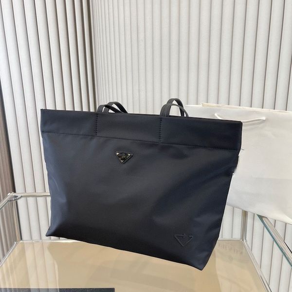 prad designer p luxury bag tote bag fashionbags handbags black handbag women crossbody simplicity nylon leisure armpit with large capacity s
prad designer p luxury bag tote bag fashionbags handbags black handbag women crossbody simplicity nylon leisure armpit with large capacity s