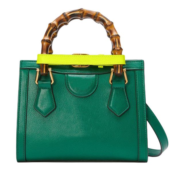 bamboo diana small tote bags deluxe crossbody bag 21cm casual practical handbag 4-color leather long shoulder belt design famous designer br
bamboo diana small tote bags deluxe crossbody bag 21cm casual practical handbag 4-color leather long shoulder belt design famous designer br