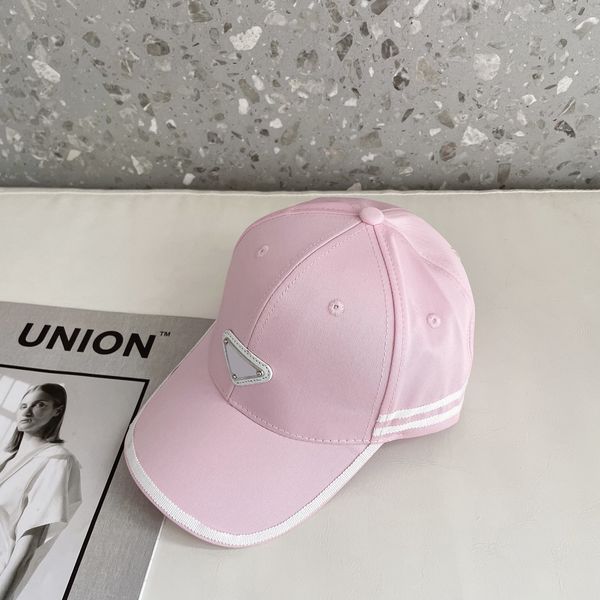 casquette designers hat luxury fashion letters baseball cap classic solid colours versatile women men simple and casual sports ball caps out, Blue;gray
casquette designers hat luxury fashion letters baseball cap classic solid colours versatile women men simple and casual sports ball caps out, Blue;gray