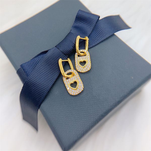 womens designers earrings charm ear studs brand fashion luxurys casual jewelry classic golden diamond mysterious green snake earring
womens designers earrings charm ear studs brand fashion luxurys casual jewelry classic golden diamond mysterious green snake earring