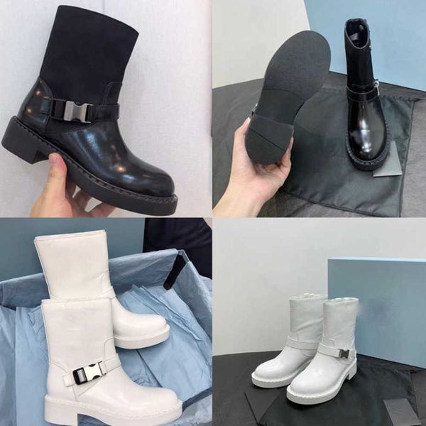 designer winter black fashion boots re-nylon brushed leather ankle black and white woman shoes size 35-41 with box no333
designer winter black fashion boots re-nylon brushed leather ankle black and white woman shoes size 35-41 with box no333