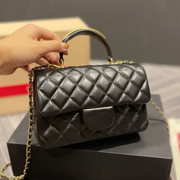 luxurys designers channel cf mini bag gold handle 9a quality lambskin leather women shoulder crossbody ladies totes handbags black white pin
luxurys designers channel cf mini bag gold handle 9a quality lambskin leather women shoulder crossbody ladies totes handbags black white pin