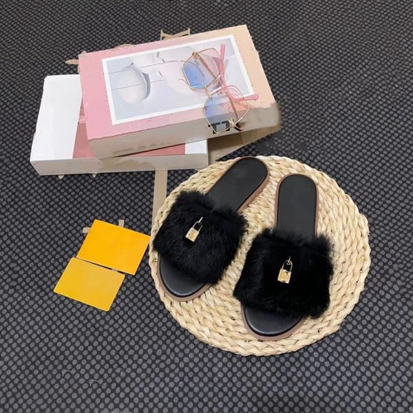 Lambswool slippers luxury indoor warm designer shoes golden metal lock sandals women's open toe fur plush autumn winter black leather bottom black white pink blue
Lambswool slippers luxury indoor warm designer shoes golden metal lock sandals women's open toe fur plush autumn winter black leather bottom black white pink blue