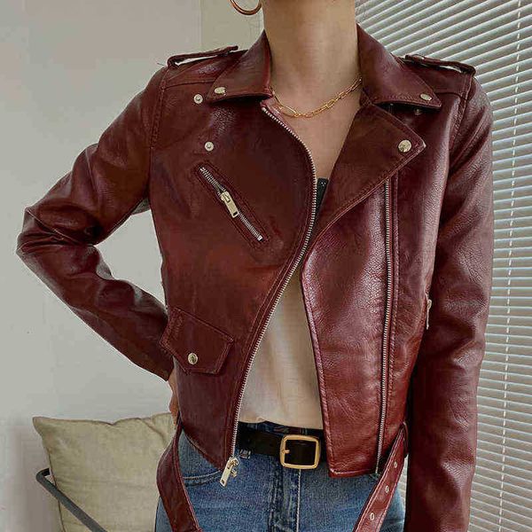 2020 new autumn women short faux leather jacket female zipper ladies basic street leather coat motorbike jackets women j220727, Black
2020 new autumn women short faux leather jacket female zipper ladies basic street leather coat motorbike jackets women j220727, Black
