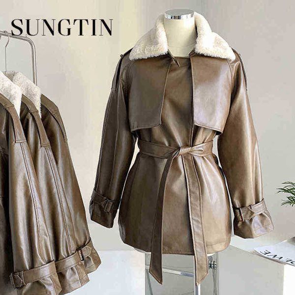 sungtin faux leather fur coat women lamb wool fleece belt thick pu leather jacket female street winter warm clothing j220727, Black
sungtin faux leather fur coat women lamb wool fleece belt thick pu leather jacket female street winter warm clothing j220727, Black