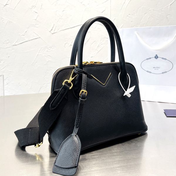 luxury evening bags light dinner party carry-on straddle designer handbag classic suit ladies cross span package underarm shoulder wallet fa
luxury evening bags light dinner party carry-on straddle designer handbag classic suit ladies cross span package underarm shoulder wallet fa