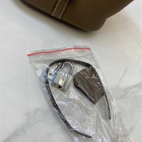 clearance khaki open pocket leisure soft handle small litchi pattern solid color bucket bag type for women
clearance khaki open pocket leisure soft handle small litchi pattern solid color bucket bag type for women