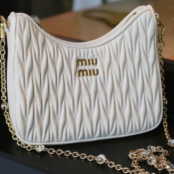 shoulder bags designer fashion mm handbags wrist new sheepskin pleated crystal chain one crossbody mahjong handbag ct3w young chic satin sim
shoulder bags designer fashion mm handbags wrist new sheepskin pleated crystal chain one crossbody mahjong handbag ct3w young chic satin sim