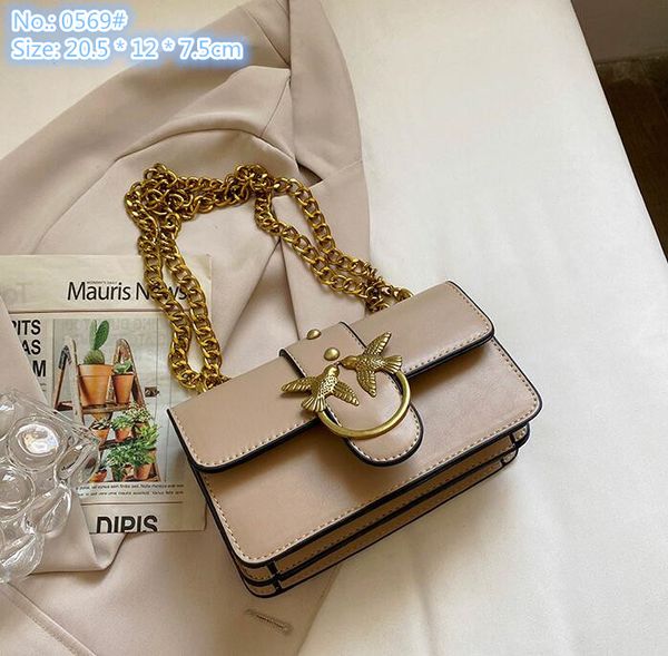 wholesale factory ladies shoulder bags 5 colors street personality rivet chain bag flip leather mobile phone coin purse sweet gold buckle ha
wholesale factory ladies shoulder bags 5 colors street personality rivet chain bag flip leather mobile phone coin purse sweet gold buckle ha