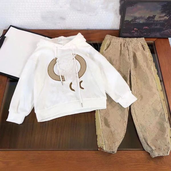 sets classic designer baby t-shirt pants coat jacekt hoodle sweater olde suit kids children's 2pcs cotton clothingjfp5, White
sets classic designer baby t-shirt pants coat jacekt hoodle sweater olde suit kids children's 2pcs cotton clothingjfp5, White