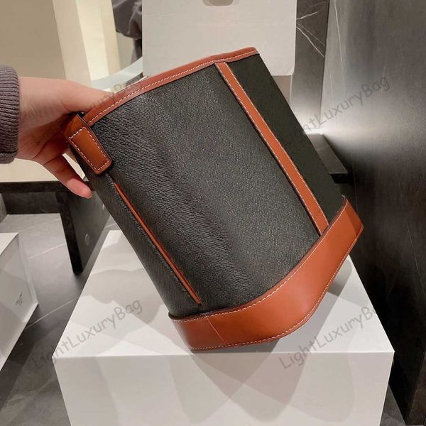 5a bucket bag 5a designer shoulder crossbody tote fashion cross body wallets real leather practical women classic luxury female purses 22111
5a bucket bag 5a designer shoulder crossbody tote fashion cross body wallets real leather practical women classic luxury female purses 22111