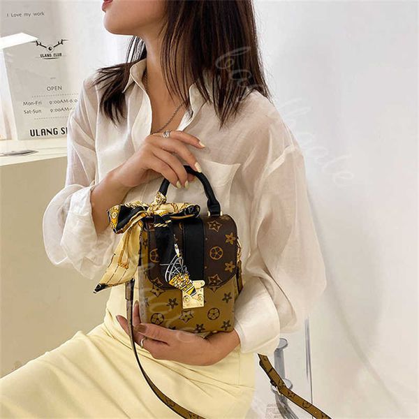 lvity desinger luxury bag purses cross body flower embossing pu female 2022 shoulder messenger ladies fashion brand small bucket
lvity desinger luxury bag purses cross body flower embossing pu female 2022 shoulder messenger ladies fashion brand small bucket