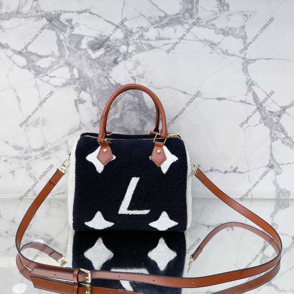designer bag luxurys winter teddy women totes shaggy bags speedy designers bandouliere 25 handbag shouder crossbody bag messenger ladies tra
designer bag luxurys winter teddy women totes shaggy bags speedy designers bandouliere 25 handbag shouder crossbody bag messenger ladies tra