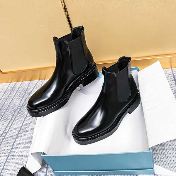 brand boots 2022 autumn and winter new chimney british style thick soled high middle tube short boots women, Black
brand boots 2022 autumn and winter new chimney british style thick soled high middle tube short boots women, Black