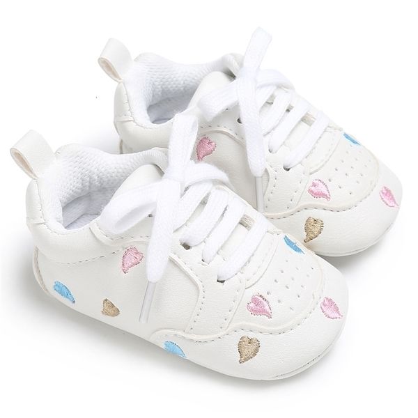 first walkers casual baby shoes infant girl crib cute soft sole prewalker sneakers walking toddler walker 221113
first walkers casual baby shoes infant girl crib cute soft sole prewalker sneakers walking toddler walker 221113