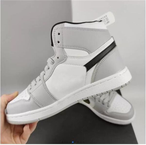 2023 jumpman 1 basketball shoes men 1s university blue hyper royal patent panda og dark mocha bred shadow unc smoke grey women sports sneake
2023 jumpman 1 basketball shoes men 1s university blue hyper royal patent panda og dark mocha bred shadow unc smoke grey women sports sneake