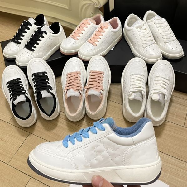 new designer ankle untitled studs sneaker mens casual shoes be studs black heel silver white pink band ruthenium metallic leather men women
new designer ankle untitled studs sneaker mens casual shoes be studs black heel silver white pink band ruthenium metallic leather men women