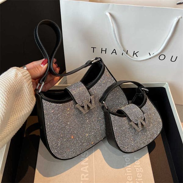 store 90% off wholesale buckle 2023 new full drill portable underarm high texture stray bag fashion single shoulder diagonal straddle bag
store 90% off wholesale buckle 2023 new full drill portable underarm high texture stray bag fashion single shoulder diagonal straddle bag
